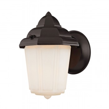 1 Light Outdoor Wall Sconce Lamp in Oil Rubbed Bronze 2