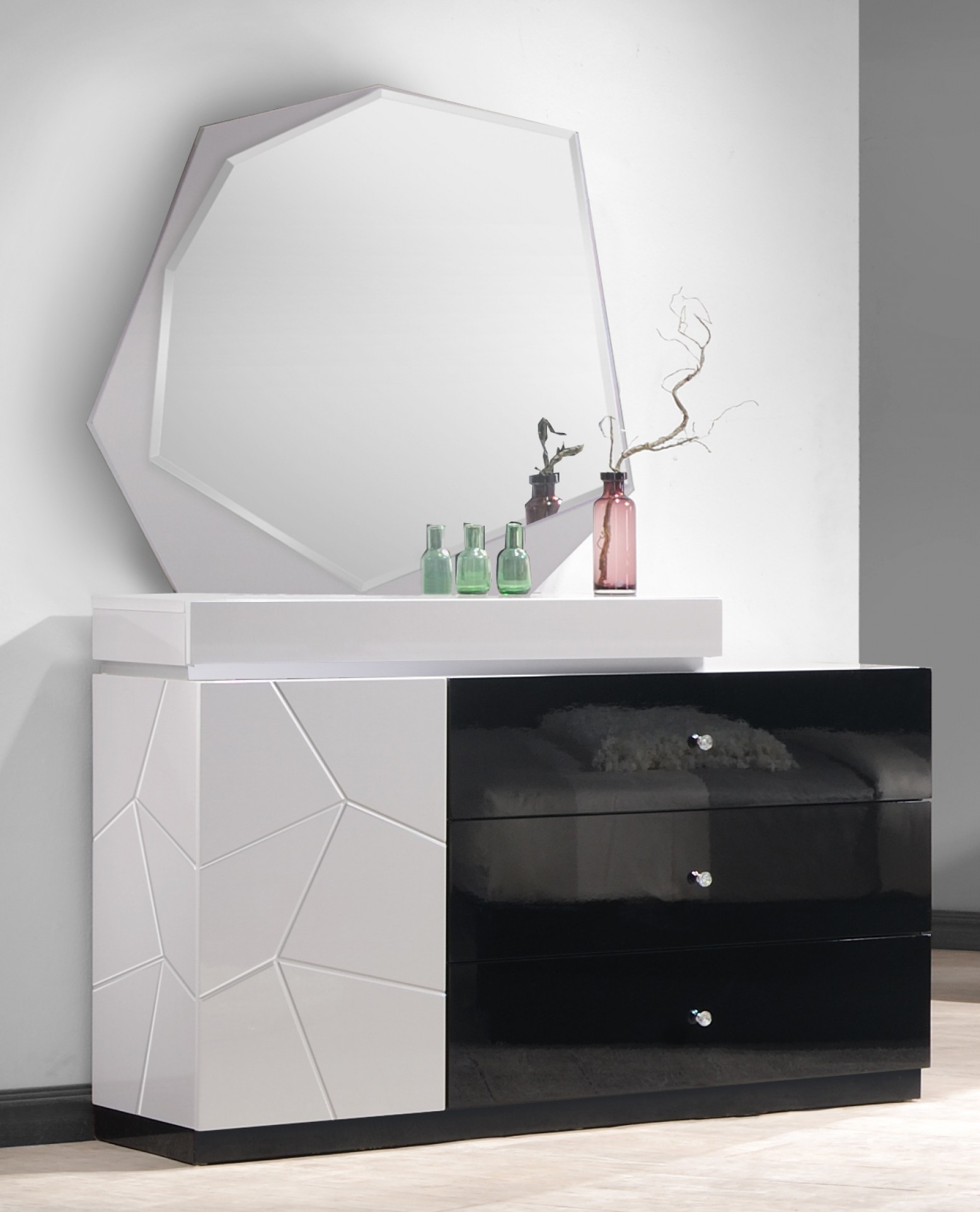 Turin Dresser Mirror By J M Furniture